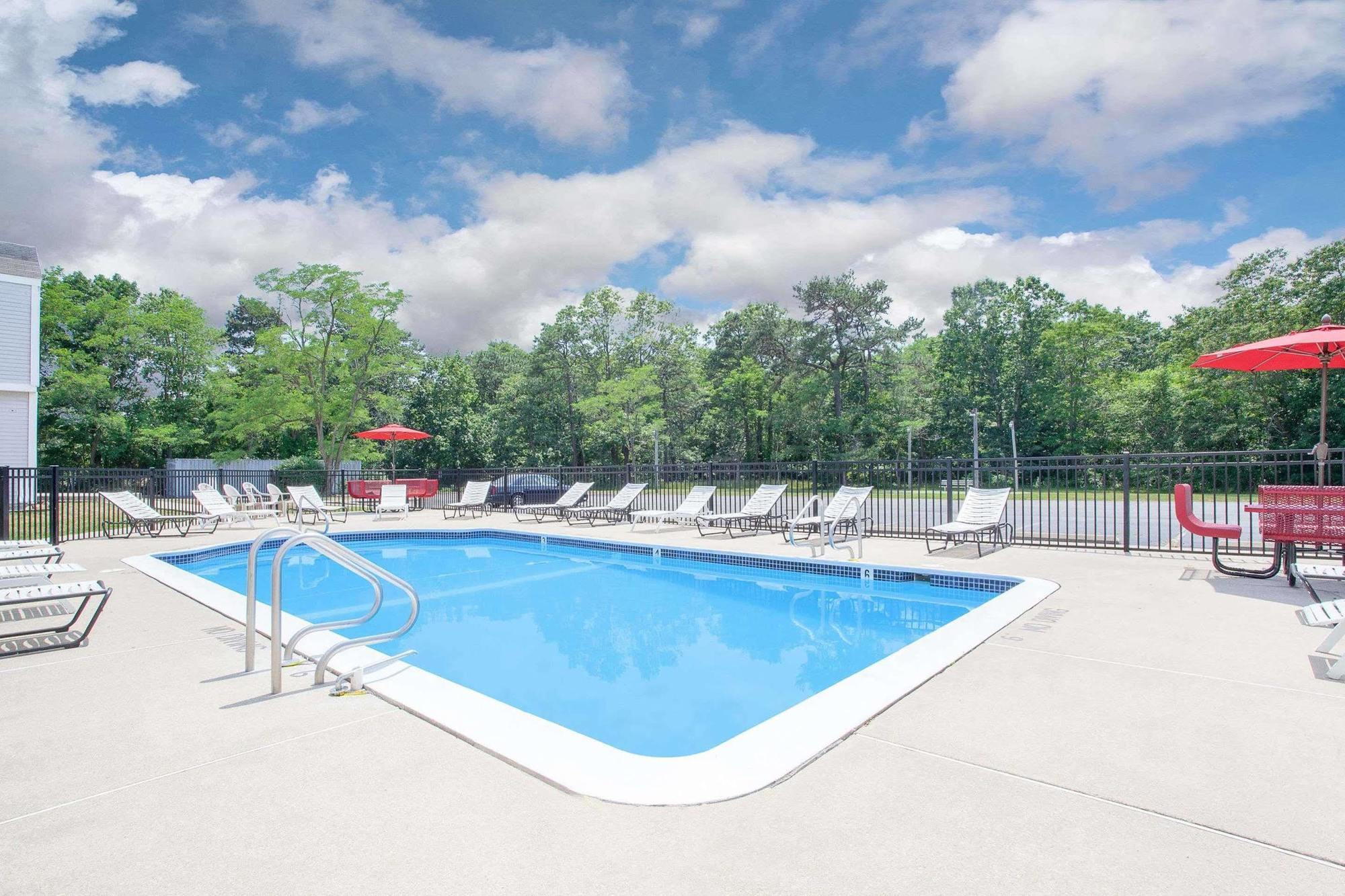 Howard Johnson By Wyndham Atlantic City Egg Harbor Township Hotel Bagian luar foto